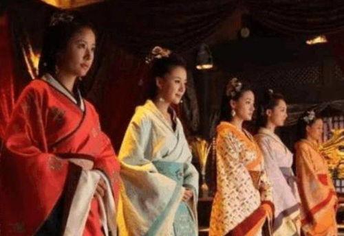 后宫妃子吃瓜系统,揭秘宫廷中的吃瓜文化